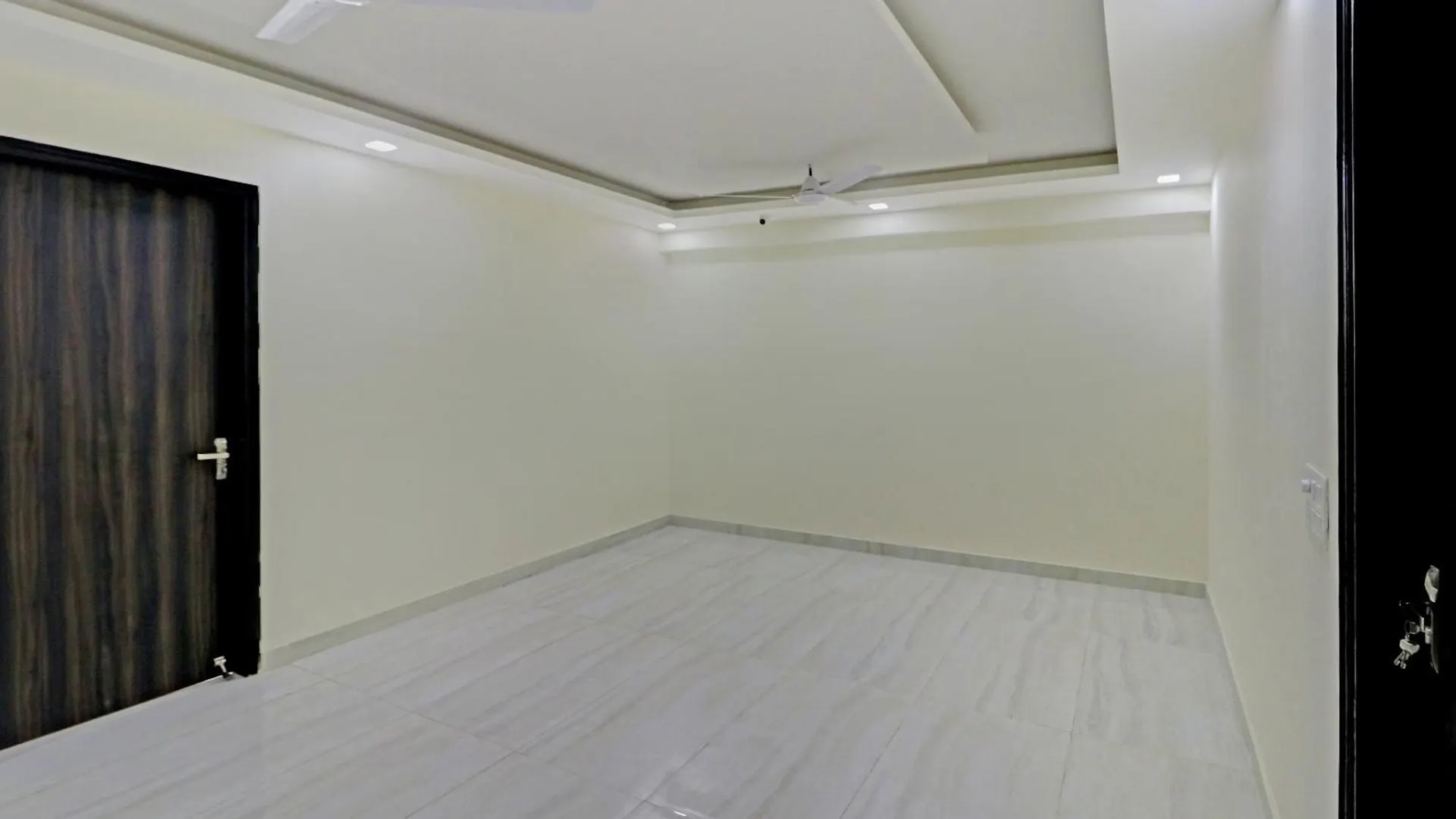 Capital O Welcome Inn Stay Near Appu Ghar Γκουργκάον 3*,  Ινδία